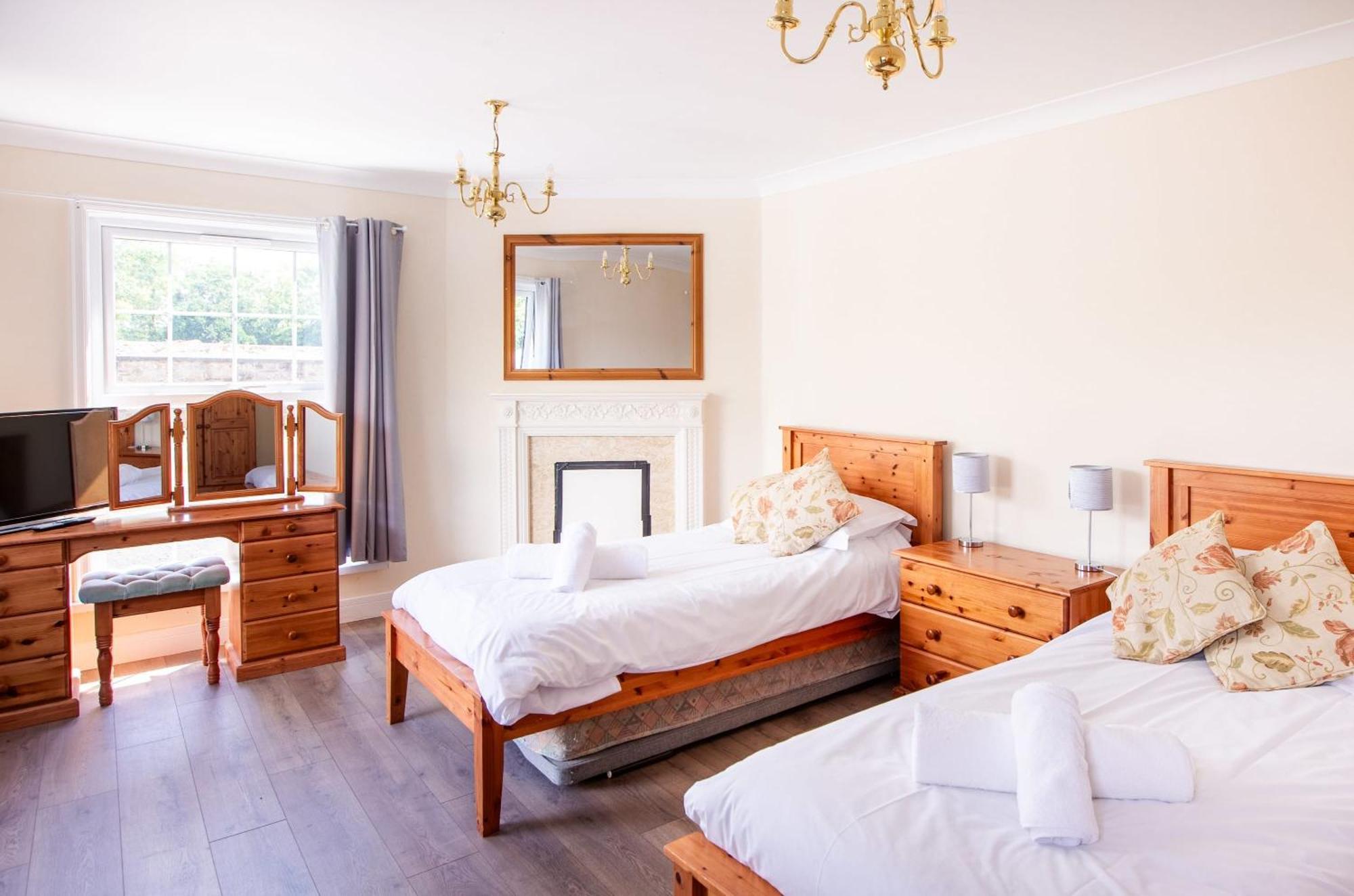 Stunning 6 Bedroom Cottage Near Cornish Coast Bude Exterior foto